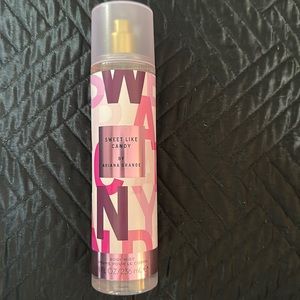 Ariana Grande Sweet Like Candy